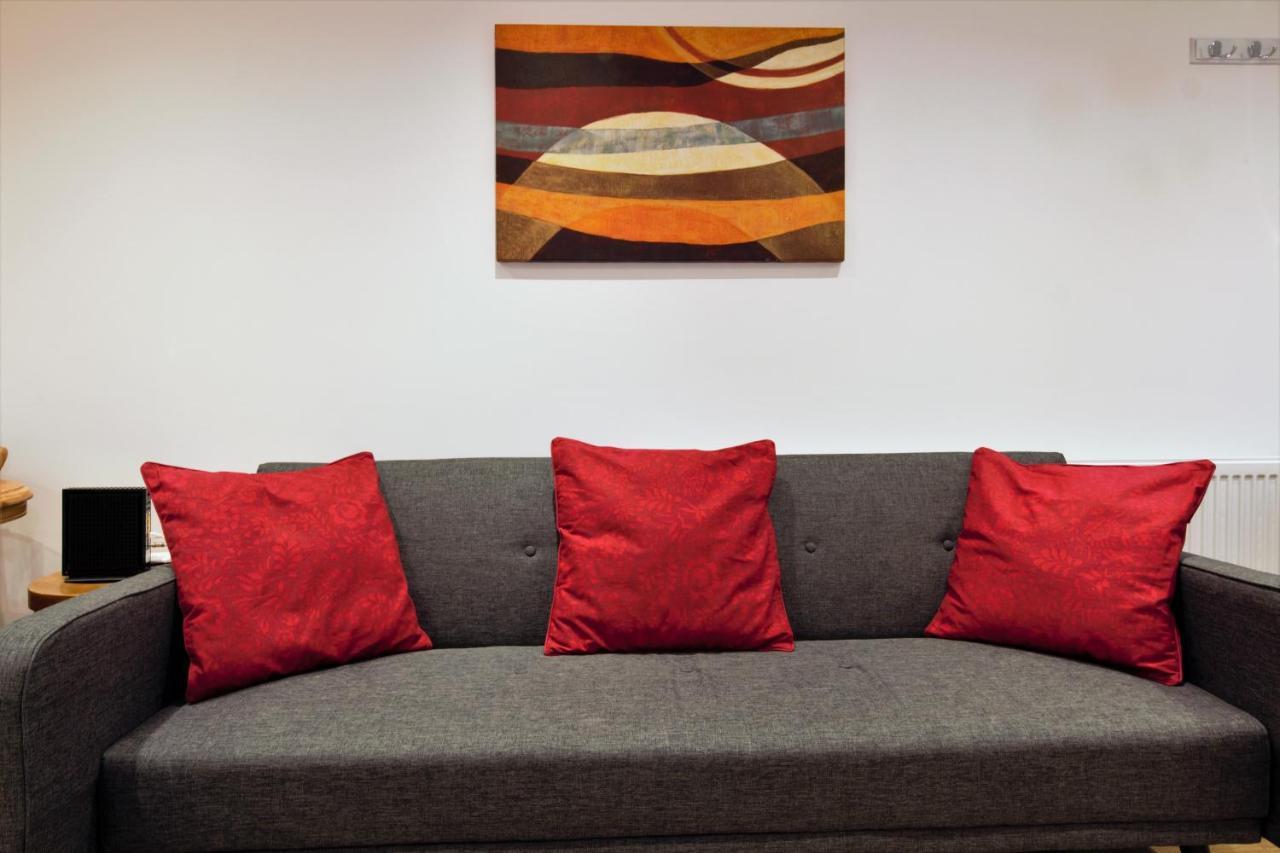 Stylish 2 Bedroom Apartment In The Heart Of Greenwich Лондон Екстериор снимка