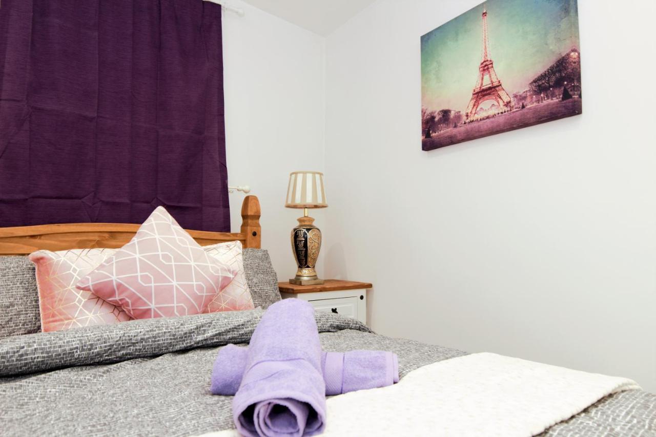 Stylish 2 Bedroom Apartment In The Heart Of Greenwich Лондон Екстериор снимка