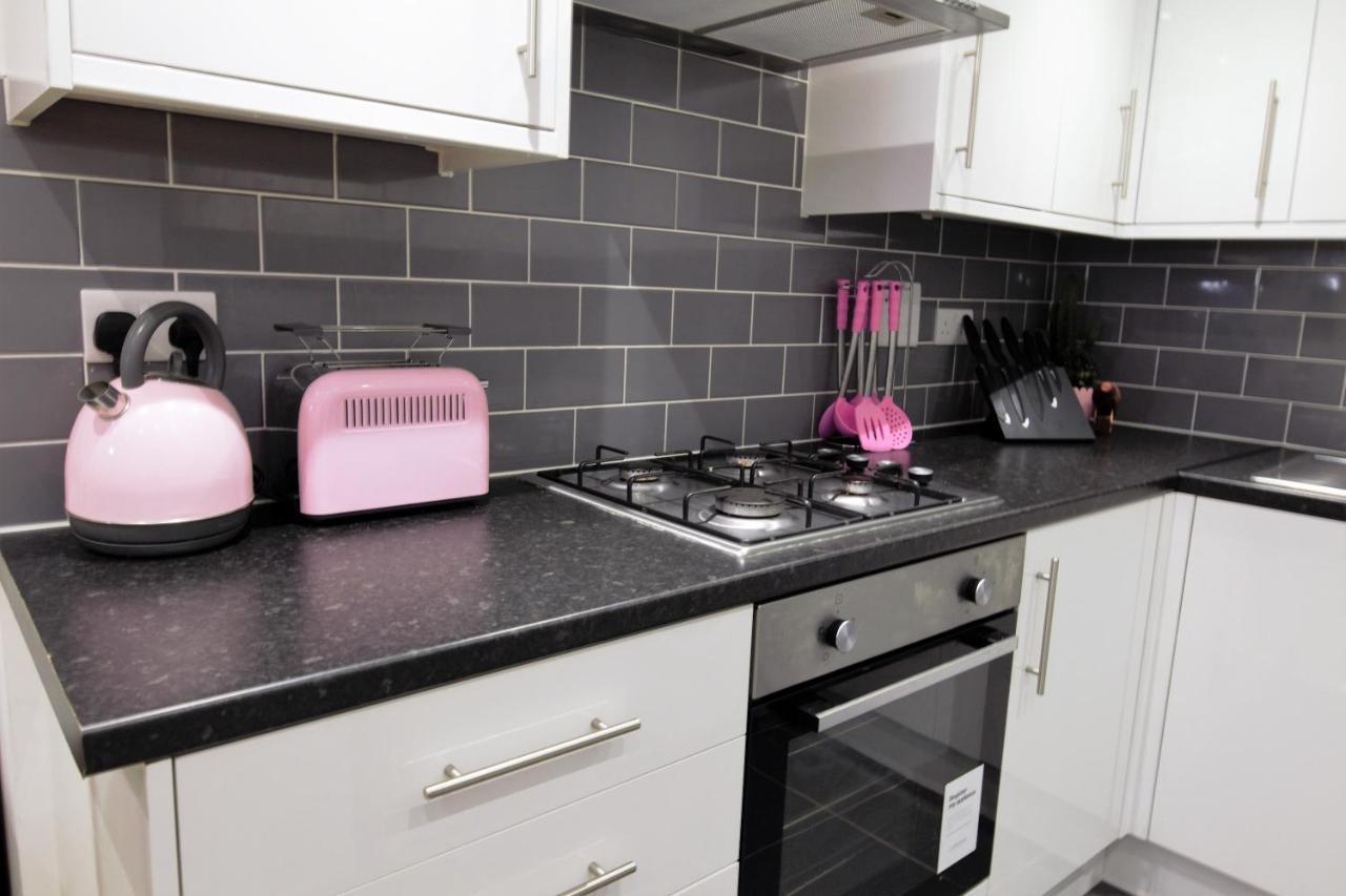 Stylish 2 Bedroom Apartment In The Heart Of Greenwich Лондон Екстериор снимка